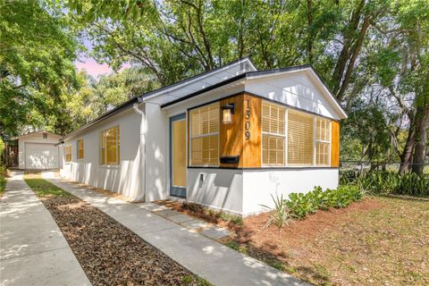 Photo of 1509 E Gore Street, Orlando, FL 32806 (MLS # O6360121)