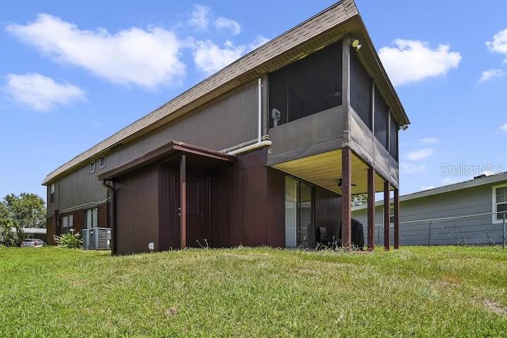 CALOOSA LAKE VILLAGE - Residential Lease