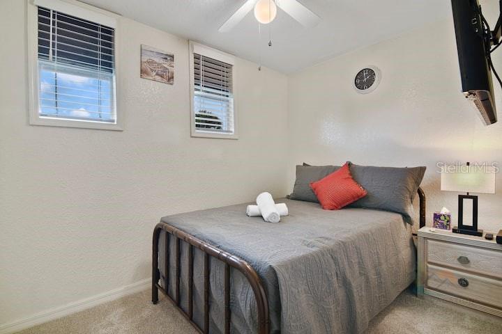 CALOOSA LAKE VILLAGE - Residential Lease