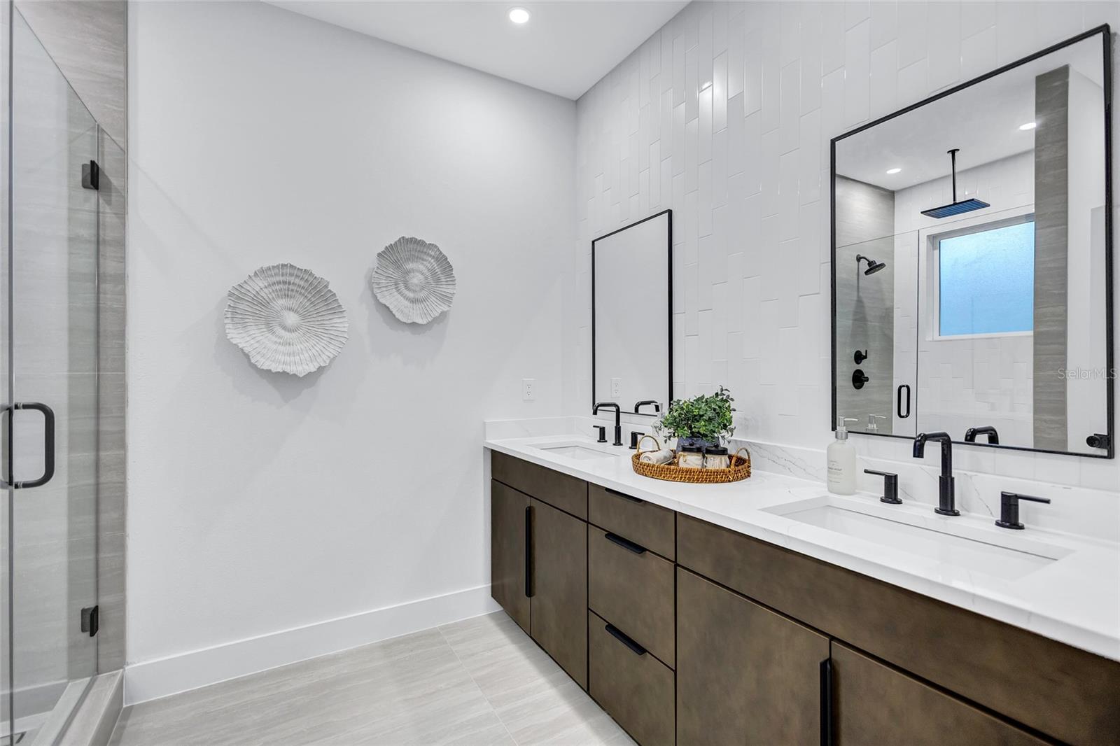 PASADENA HEIGHTS - Residential