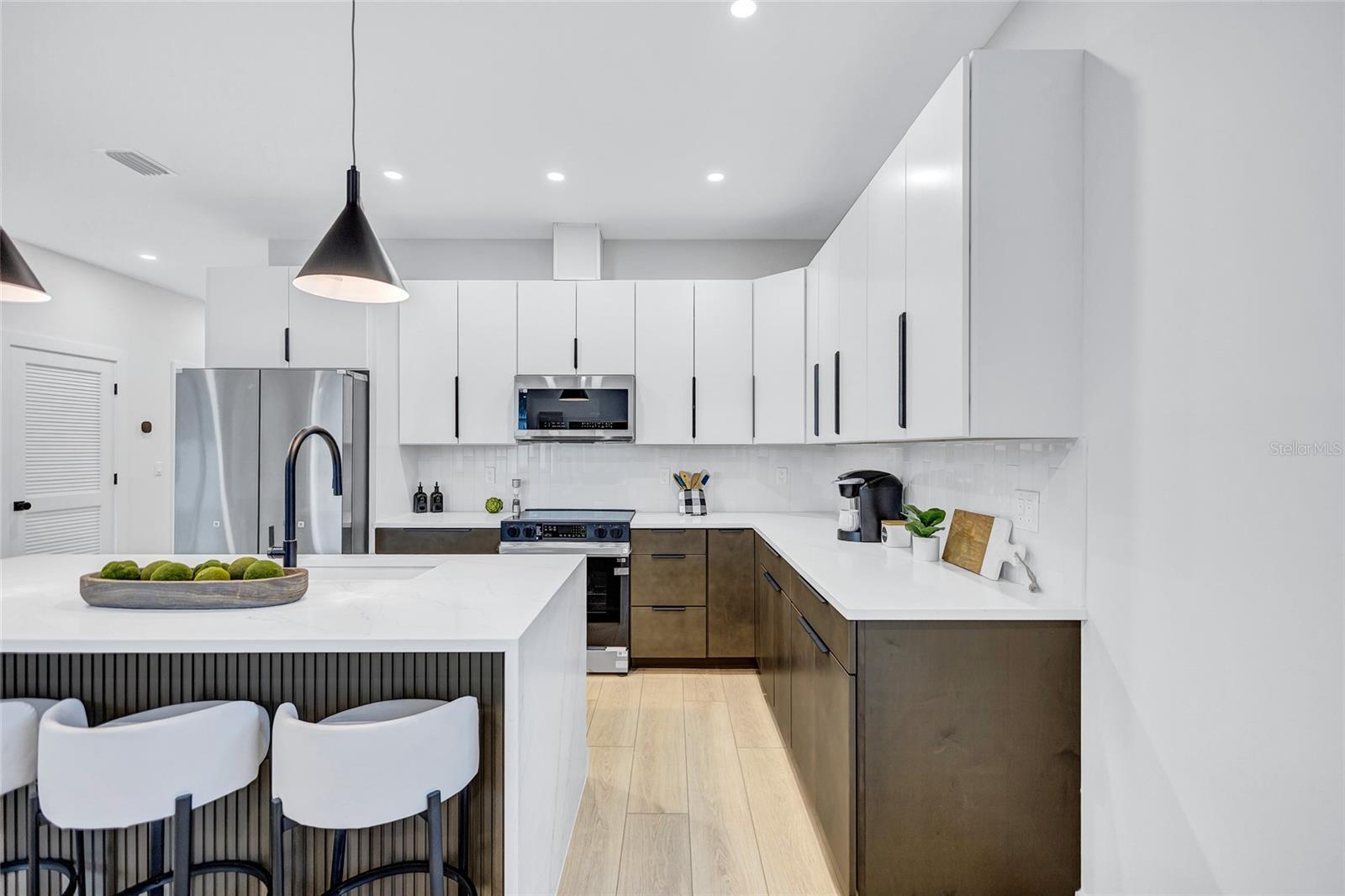 PASADENA HEIGHTS - Residential