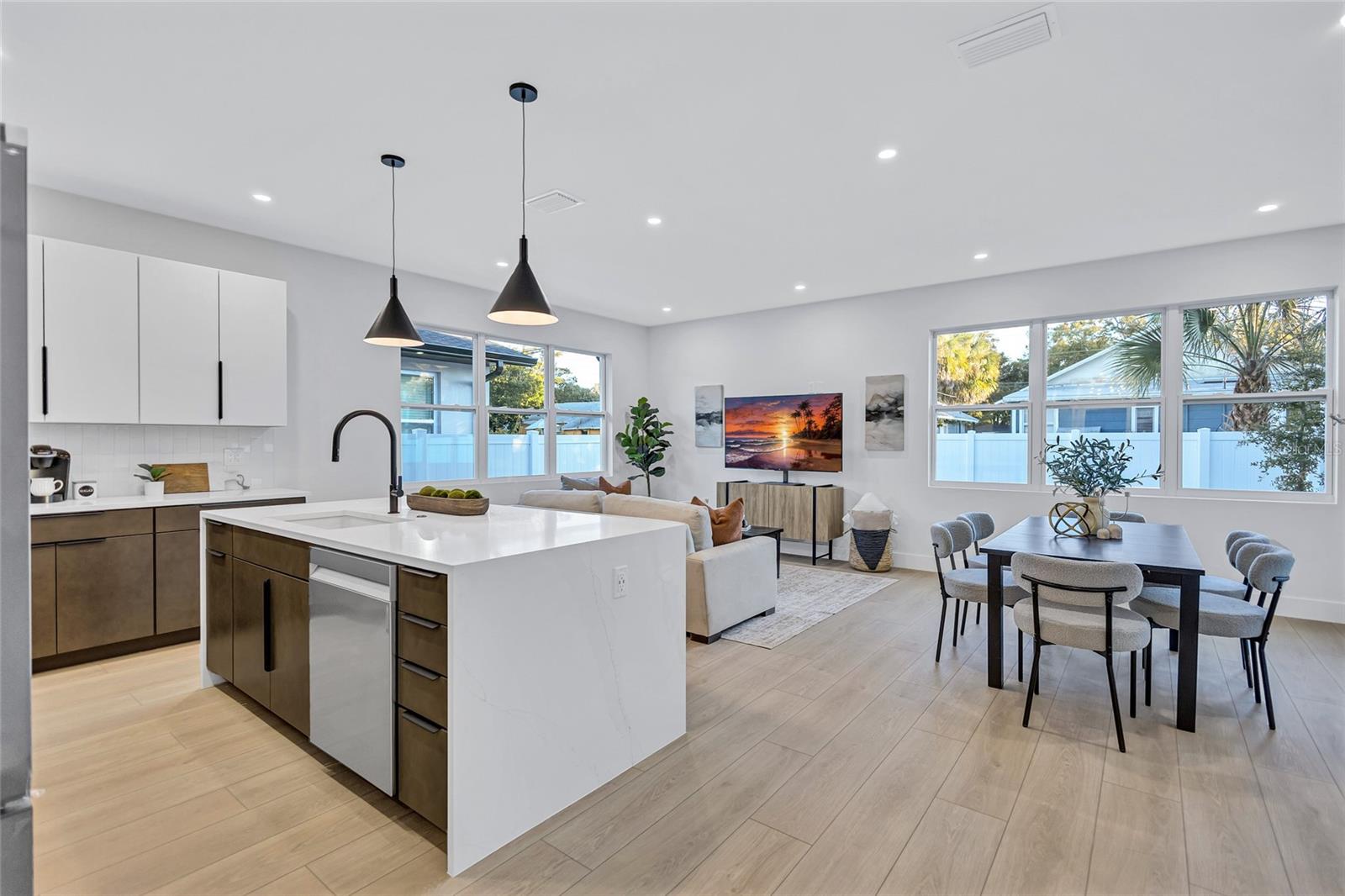 PASADENA HEIGHTS - Residential