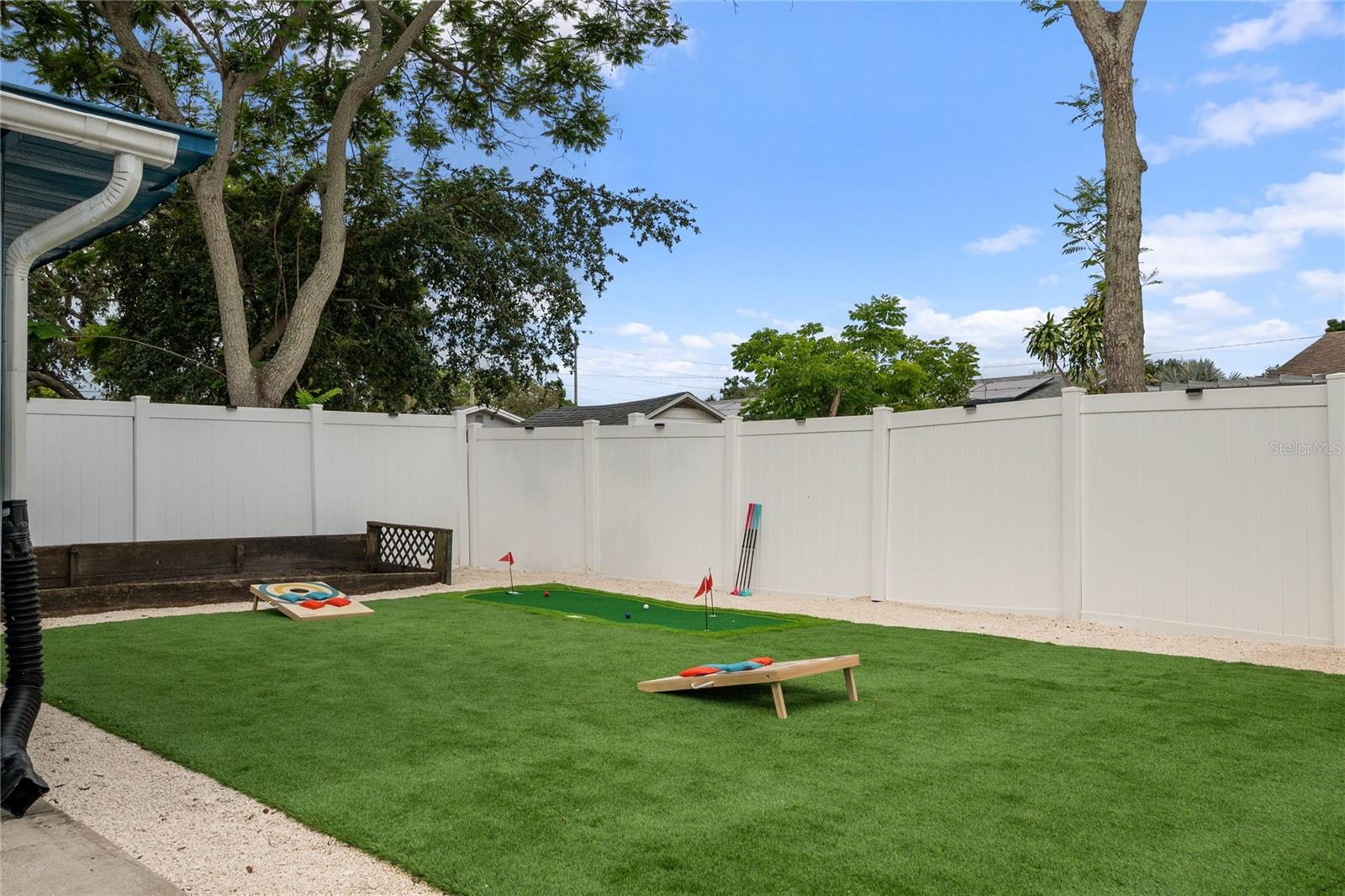 WILCOX MANOR - Residential