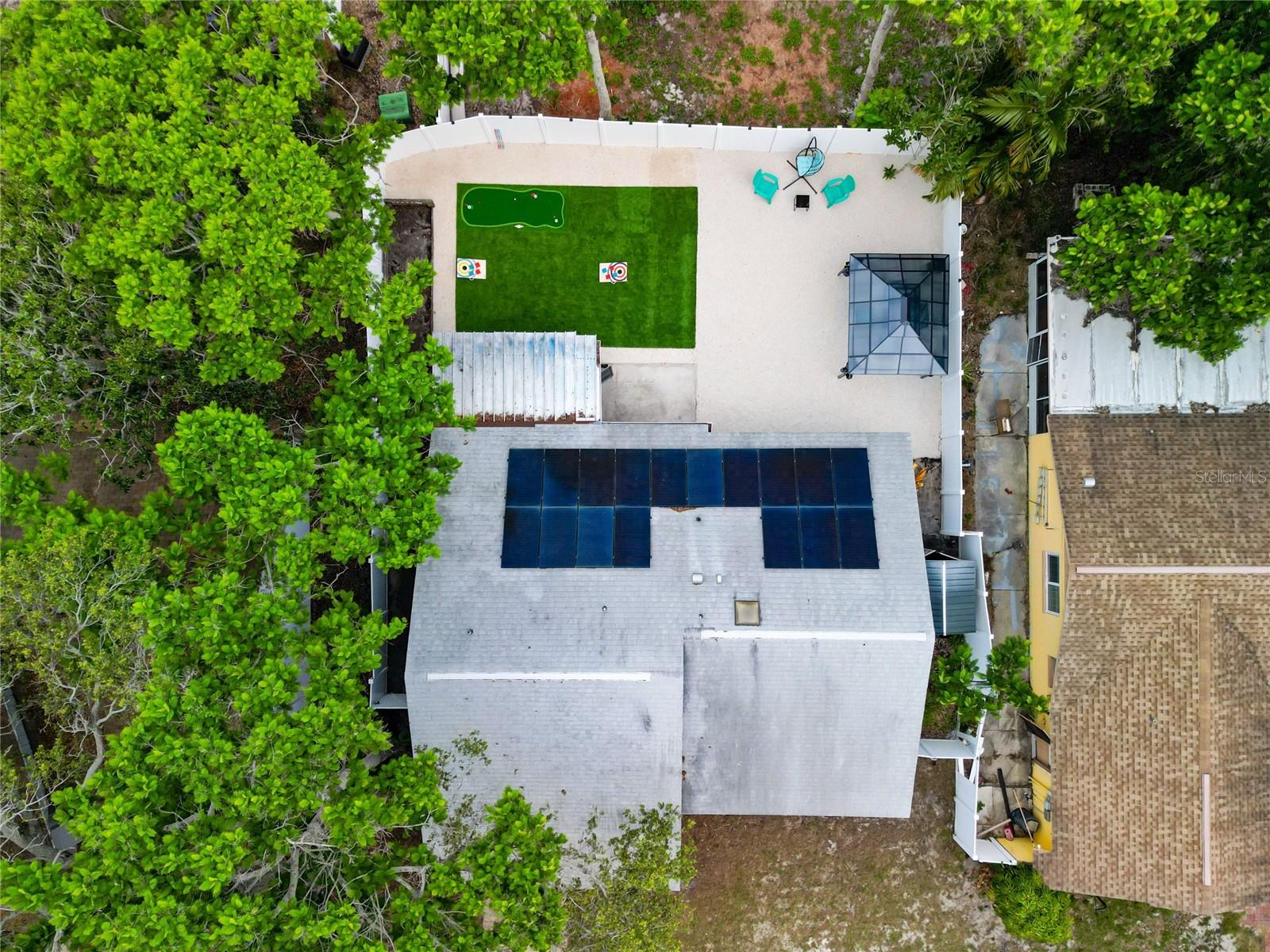 WILCOX MANOR - Residential