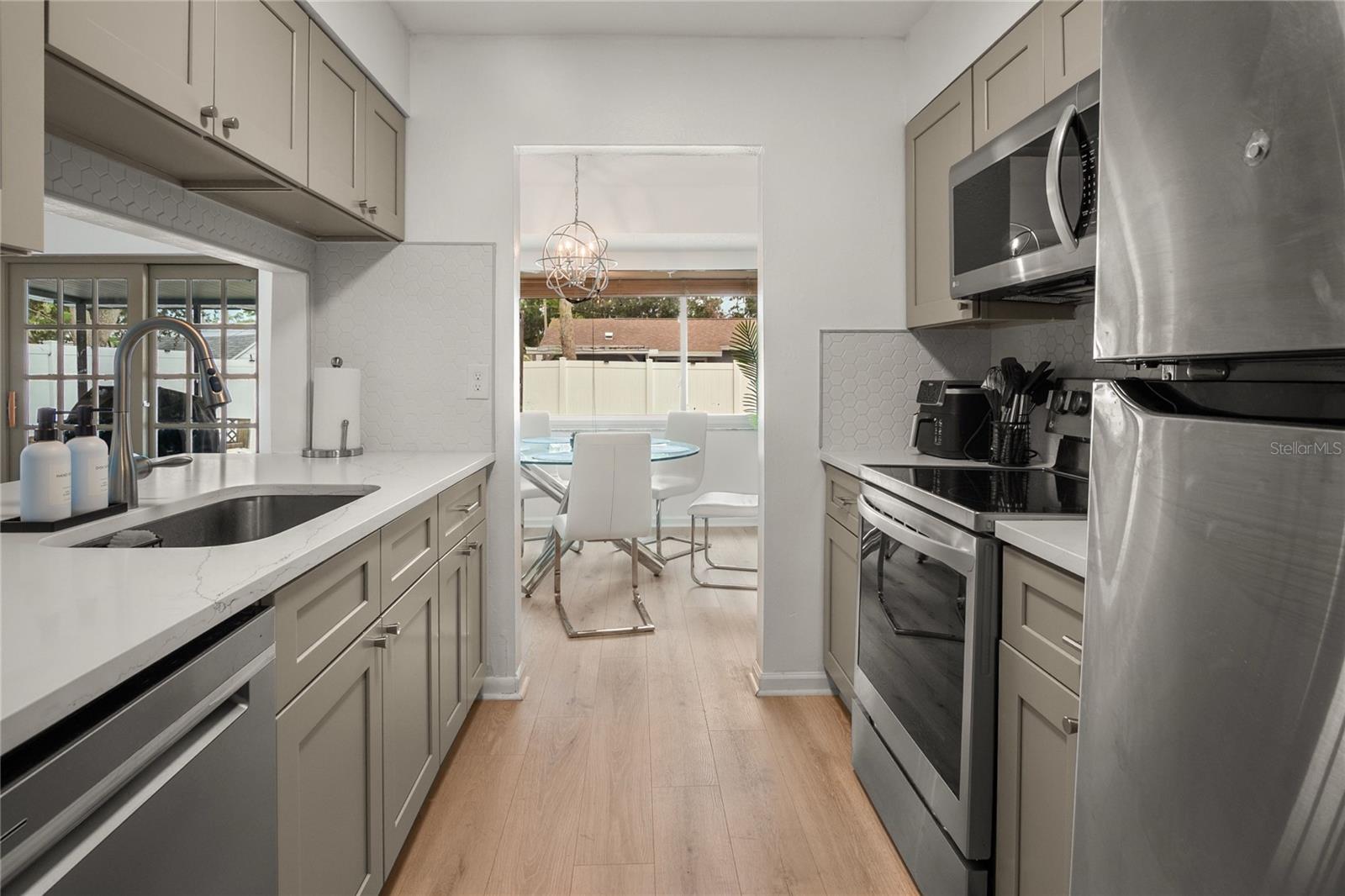 WILCOX MANOR - Residential