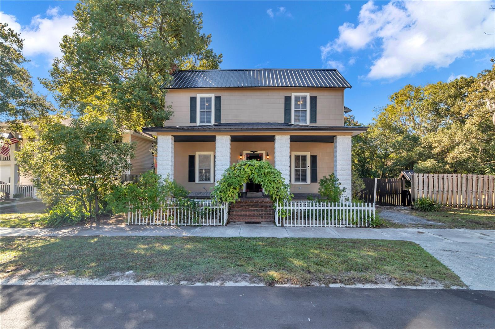 20840 CHESTNUT STREET