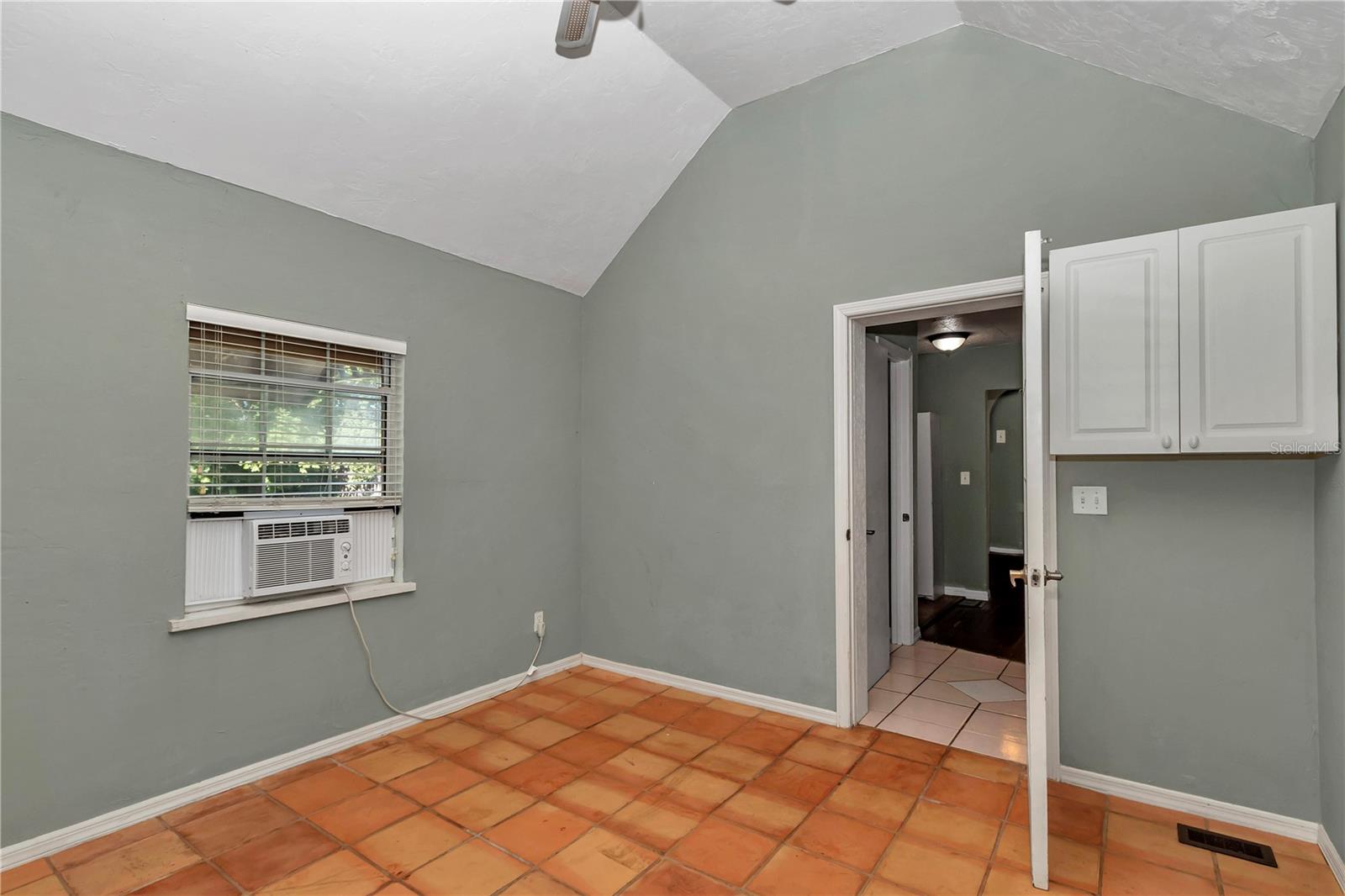 TOWN/DUNNELLON - Residential