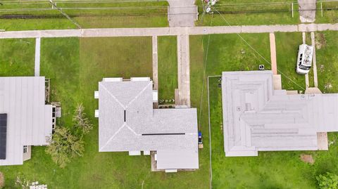 A home in NORTH PORT