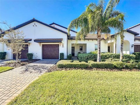 A home in WIMAUMA