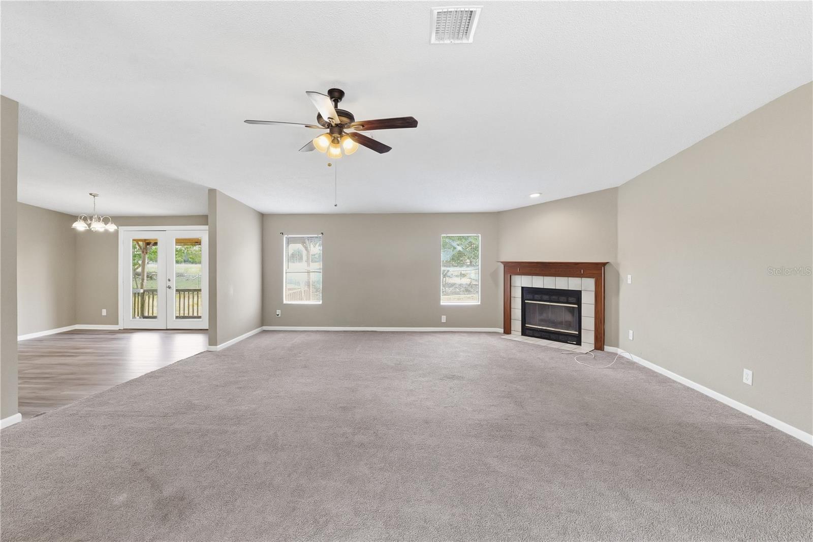 OAKLAND - Residential