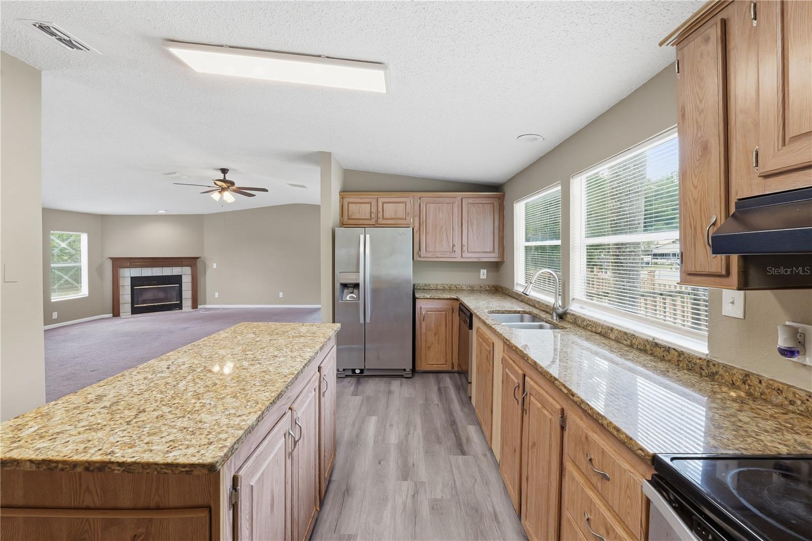 OAKLAND - Residential
