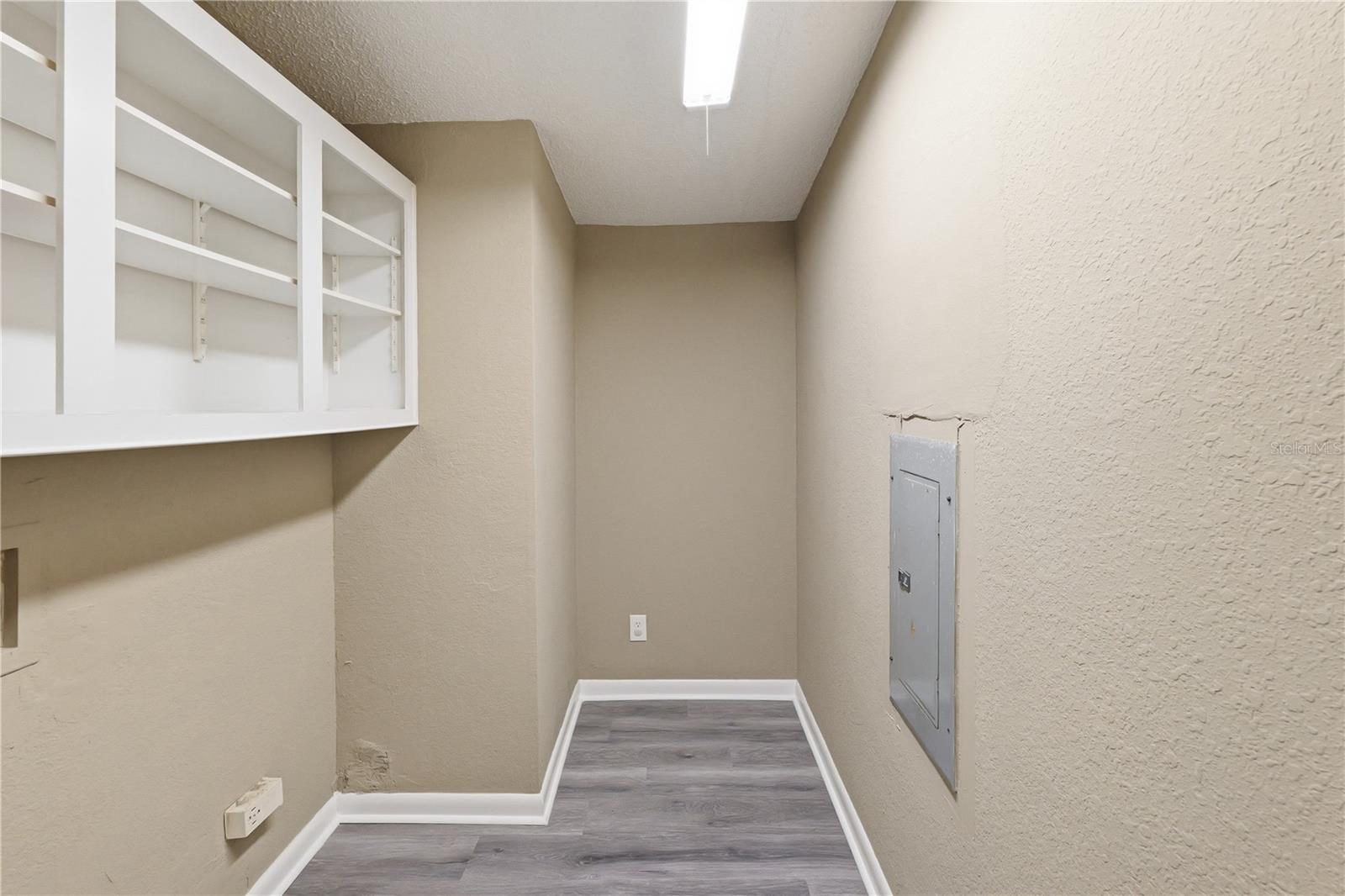 OAKLAND - Residential