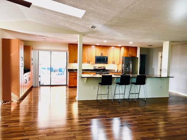 SUNRISE LAKE ESTATES - Residential