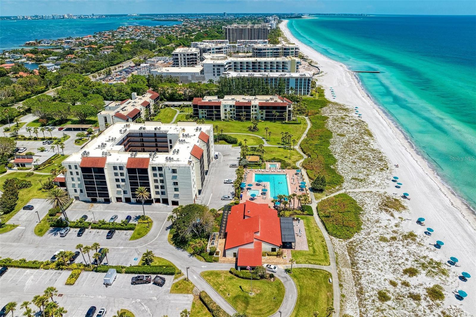 SEAPLACE IV - Residential