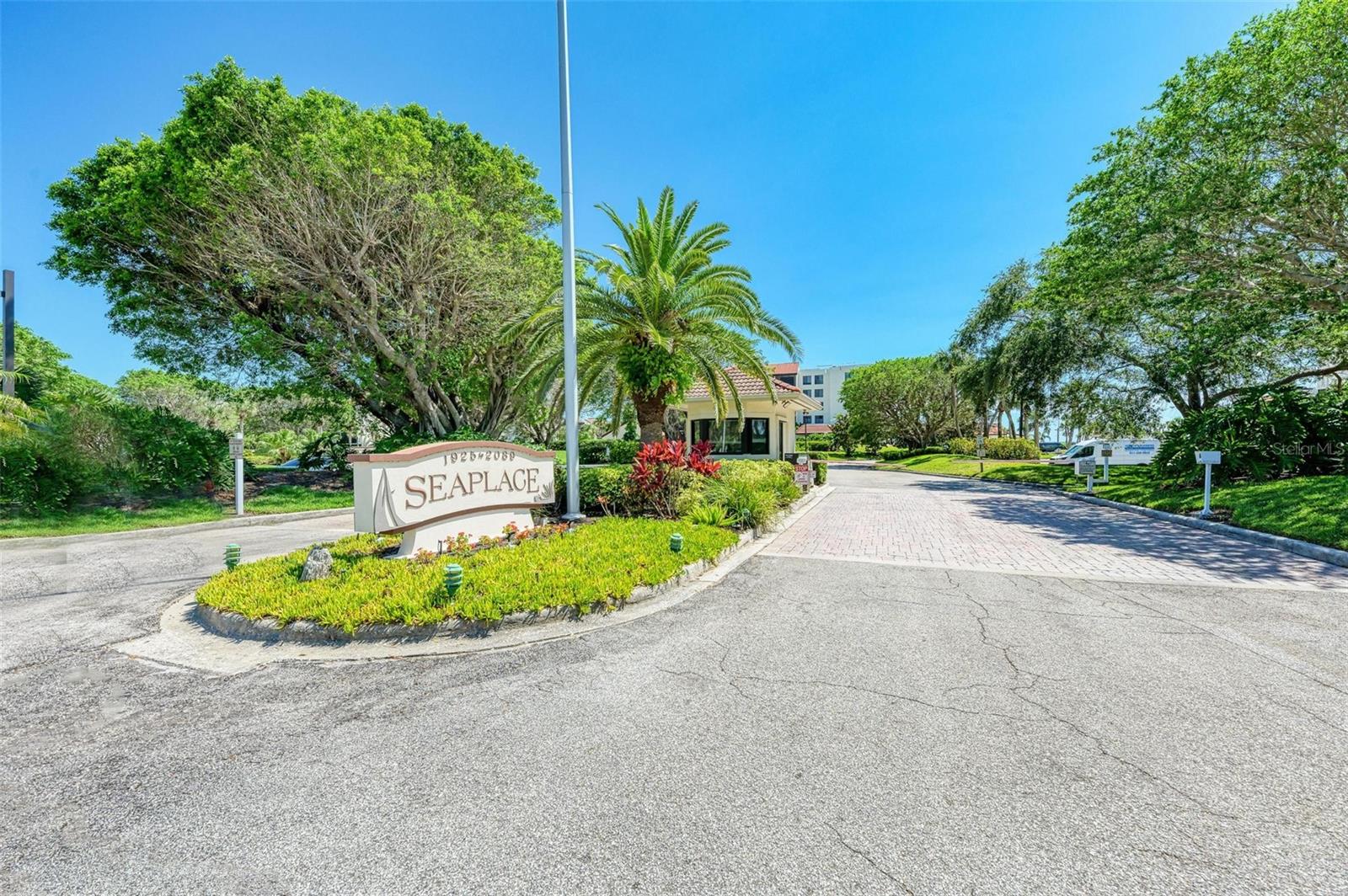 SEAPLACE IV - Residential