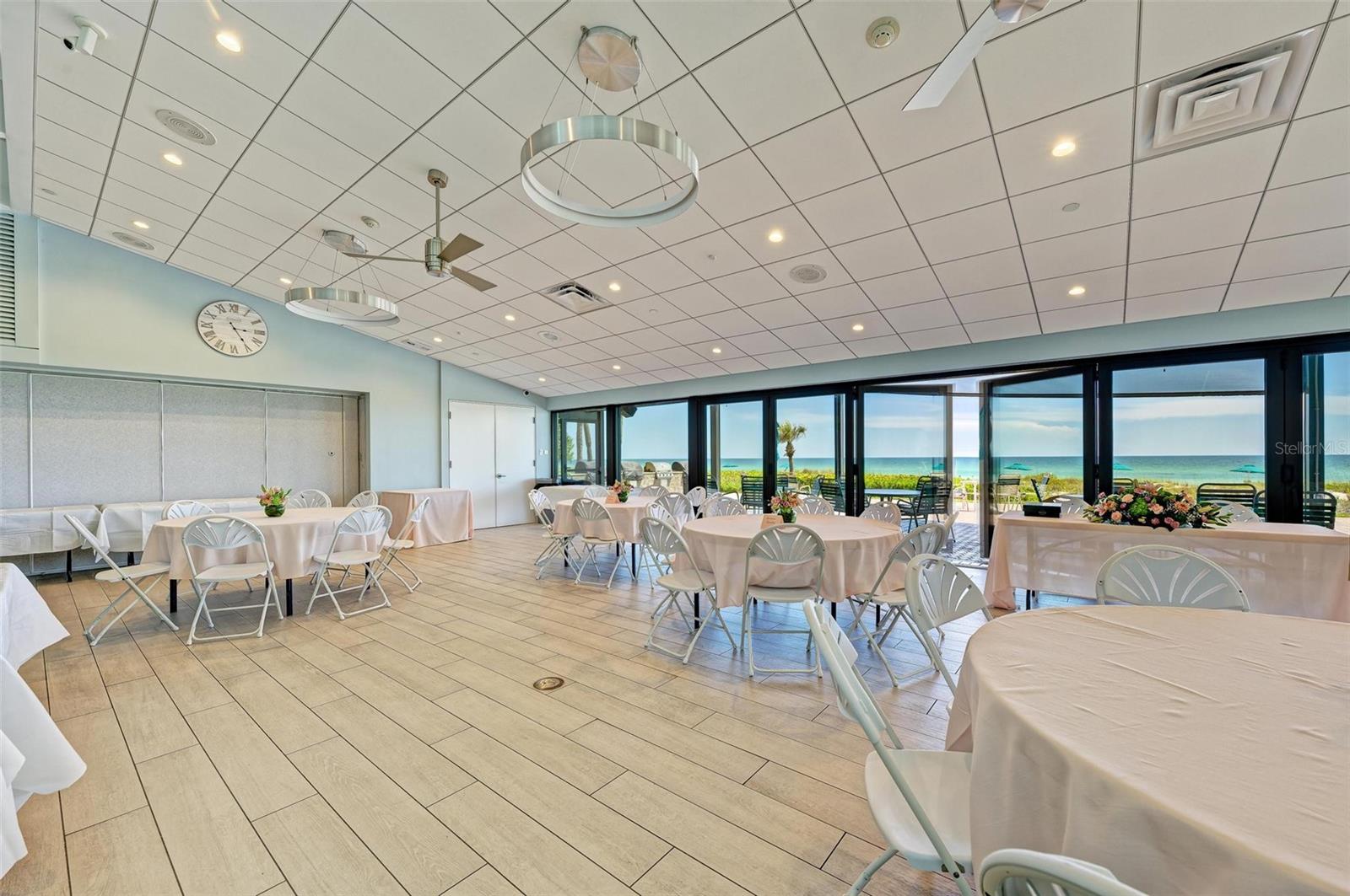 SEAPLACE IV - Residential