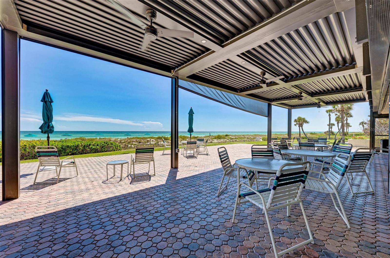 SEAPLACE IV - Residential