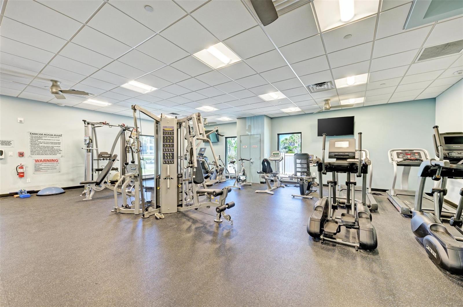 SEAPLACE IV - Residential