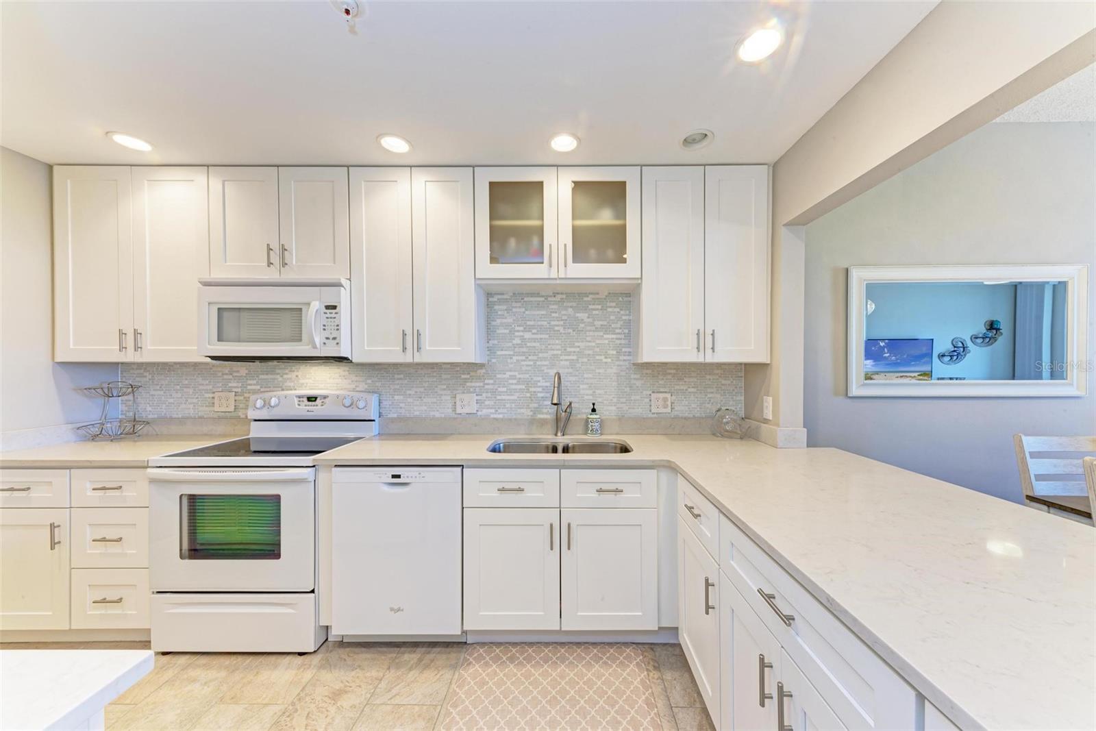 SEAPLACE IV - Residential