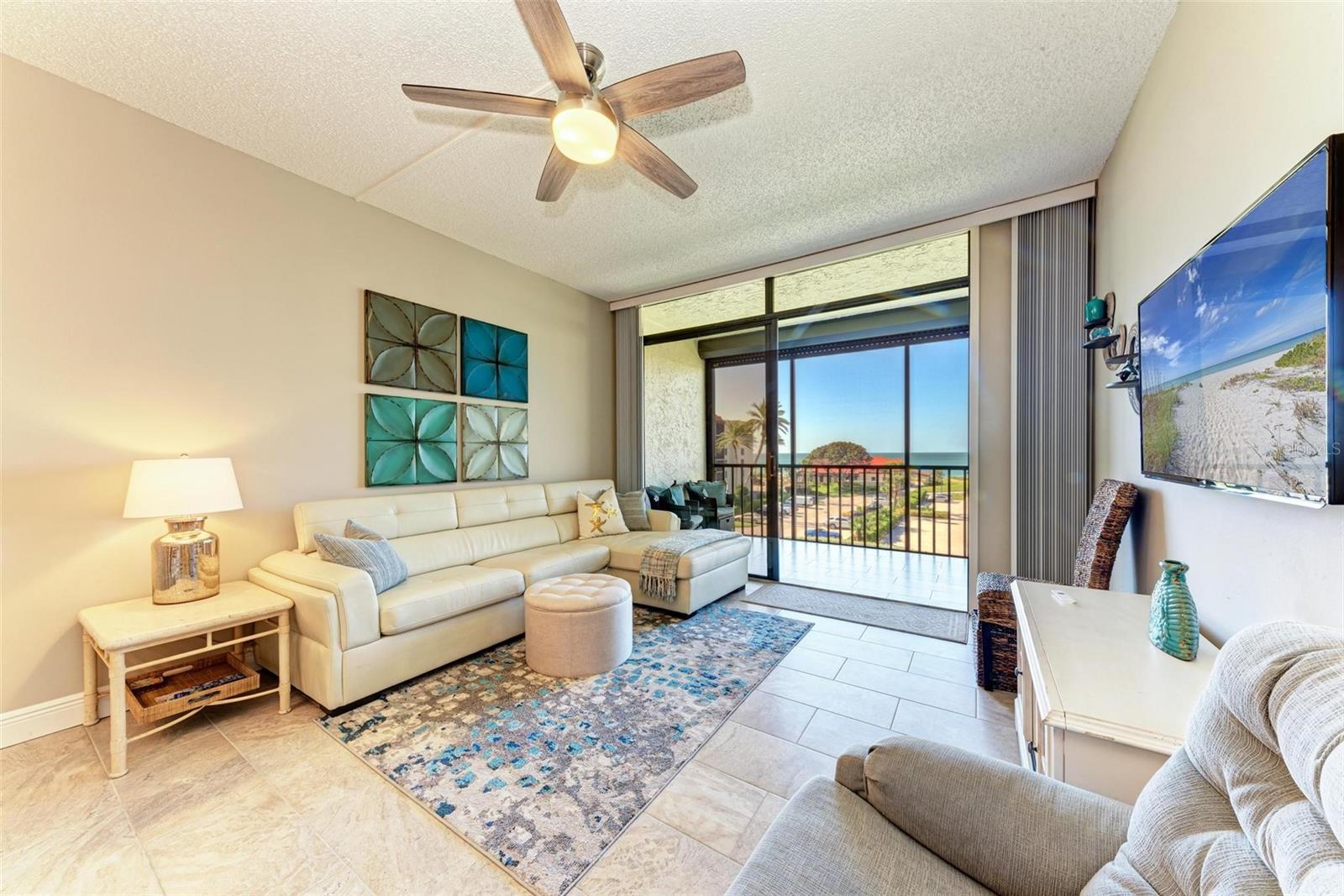 SEAPLACE IV - Residential