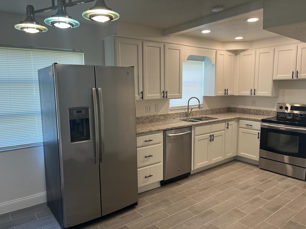 FAIRWAY OAKS - Residential