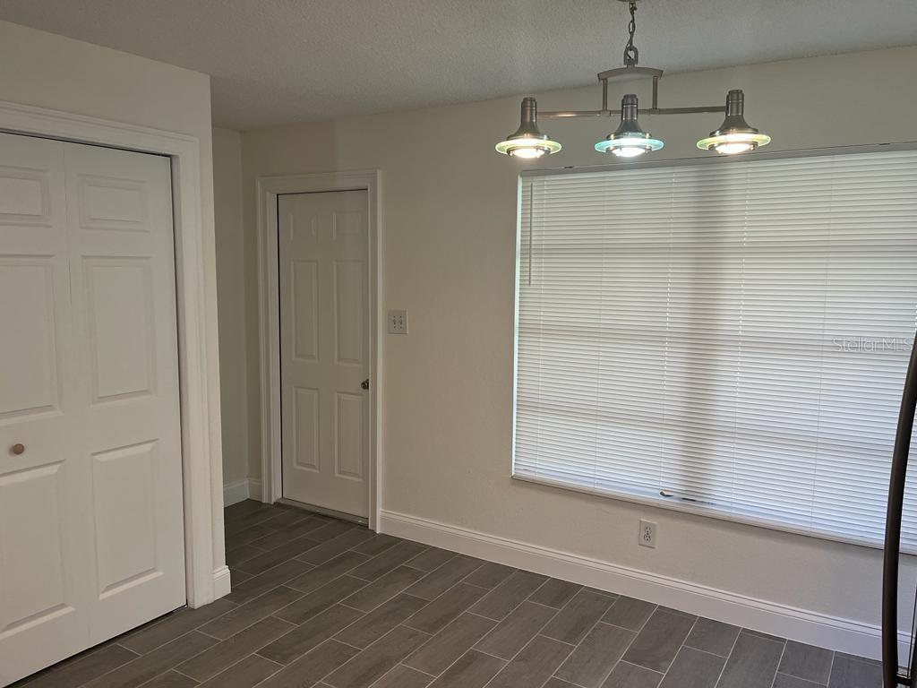 FAIRWAY OAKS - Residential