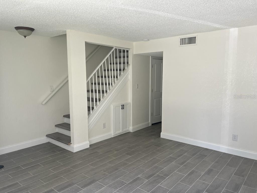 FAIRWAY OAKS - Residential