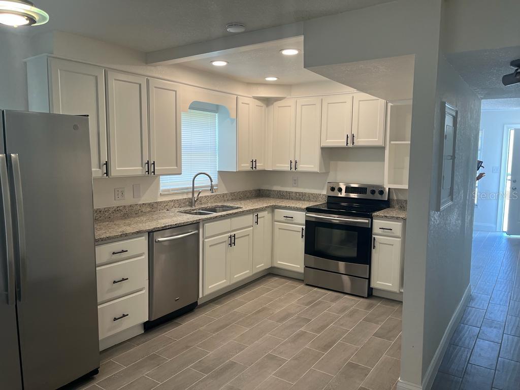 FAIRWAY OAKS - Residential