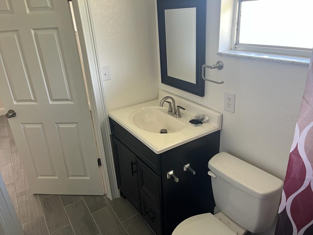 FAIRWAY OAKS - Residential