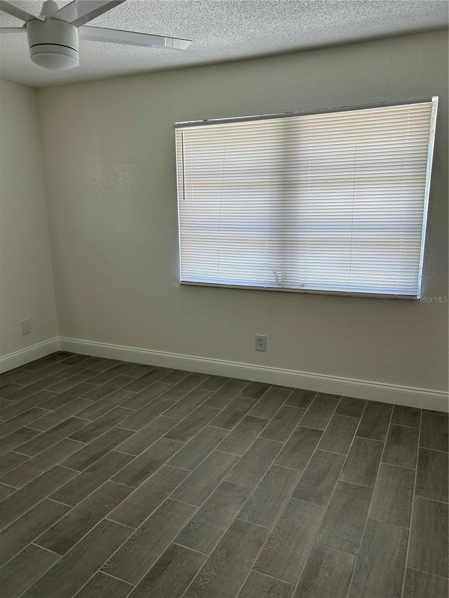 FAIRWAY OAKS - Residential