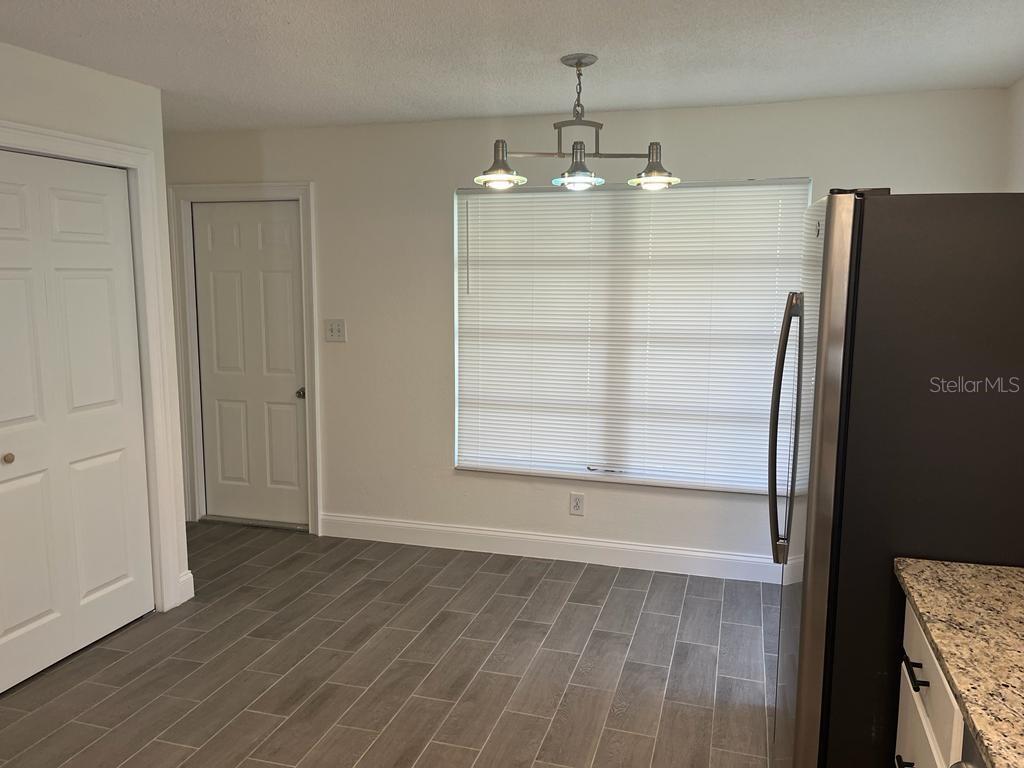 FAIRWAY OAKS - Residential