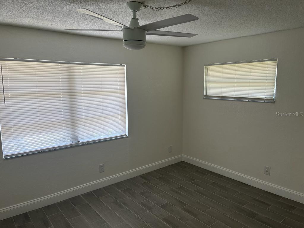 FAIRWAY OAKS - Residential