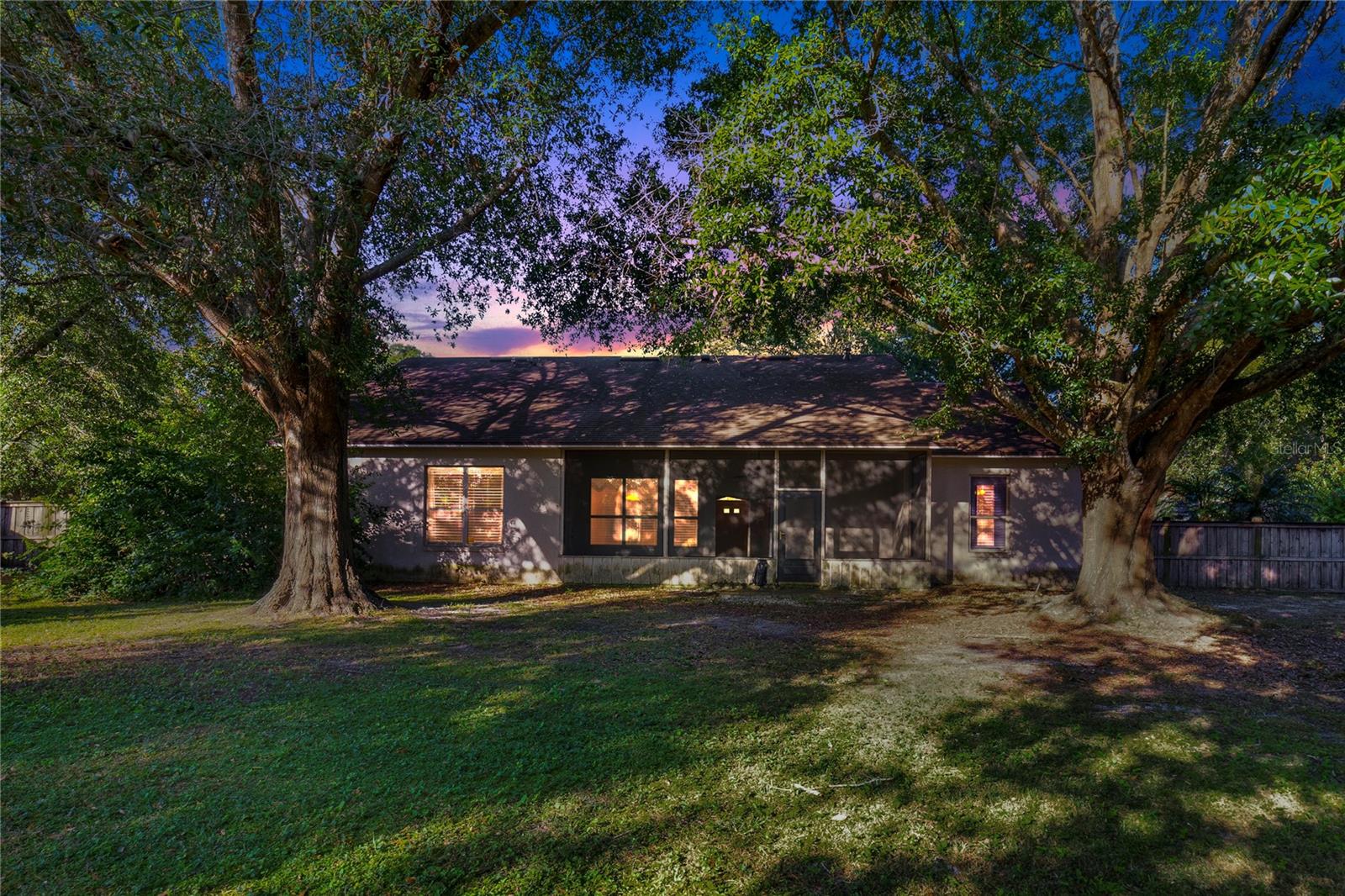 CRYSTAL LAKE ESTATES - Residential