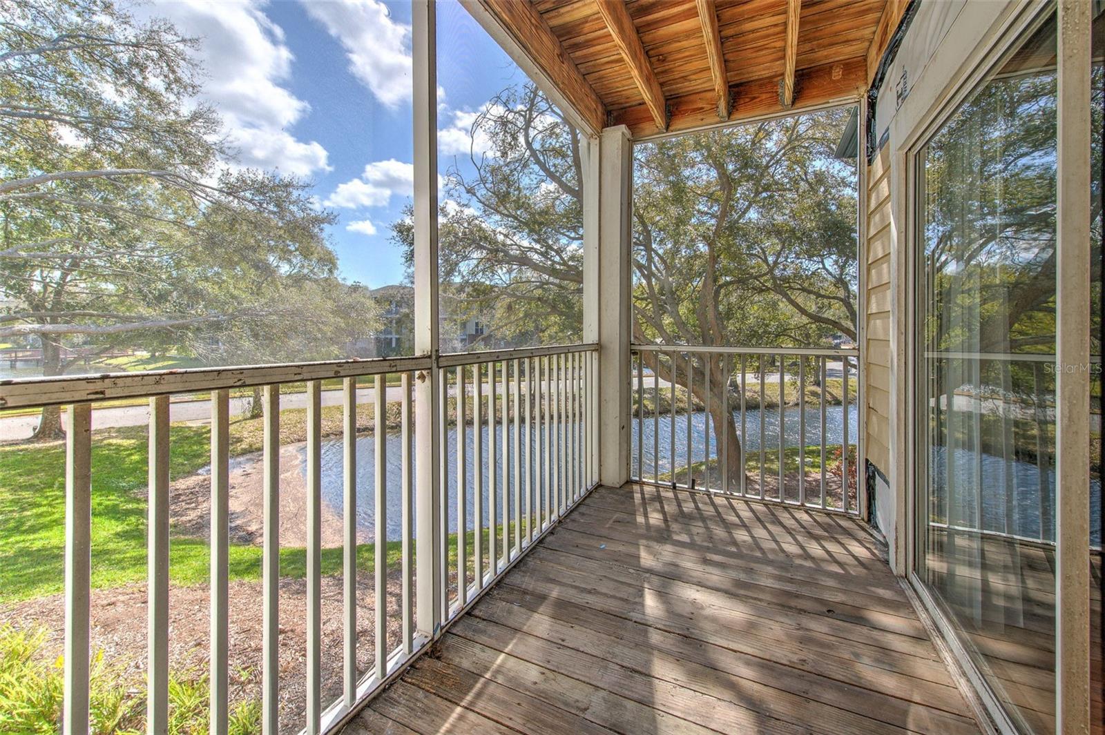 THE LANDINGS OF TAMPA A CONDOM - Residential