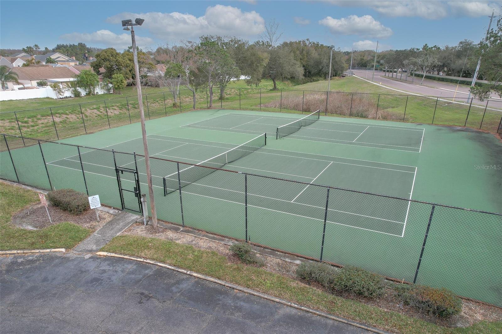 THE LANDINGS OF TAMPA A CONDOM - Residential