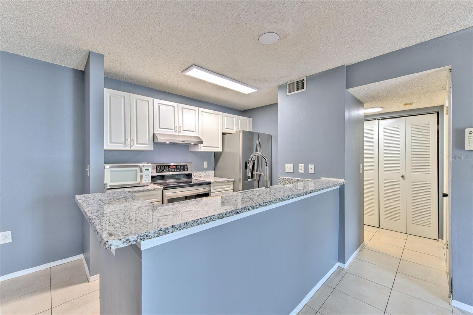 THE LANDINGS OF TAMPA A CONDOM - Residential