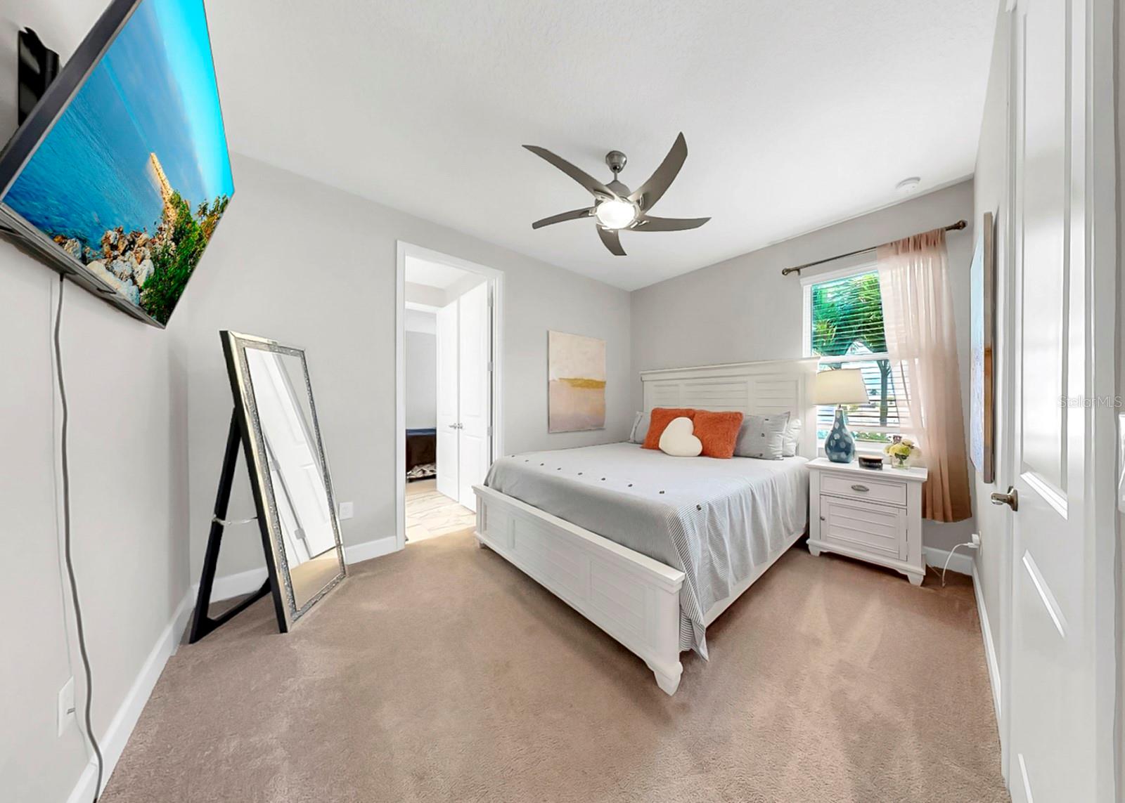 MARISOL POINTE - Residential