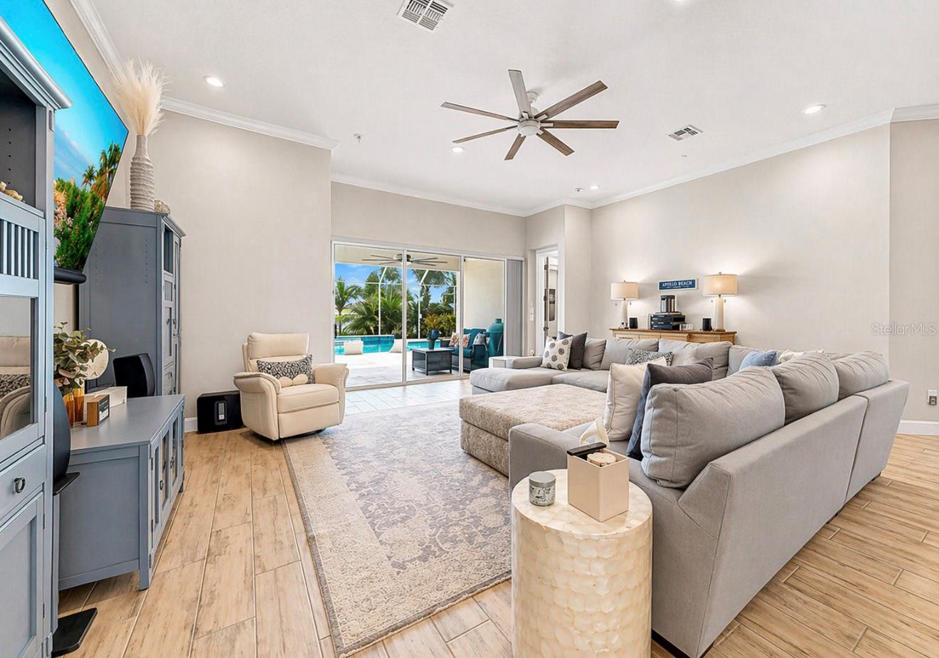 MARISOL POINTE - Residential