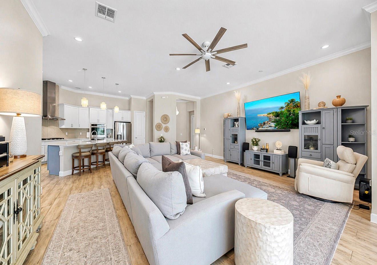MARISOL POINTE - Residential