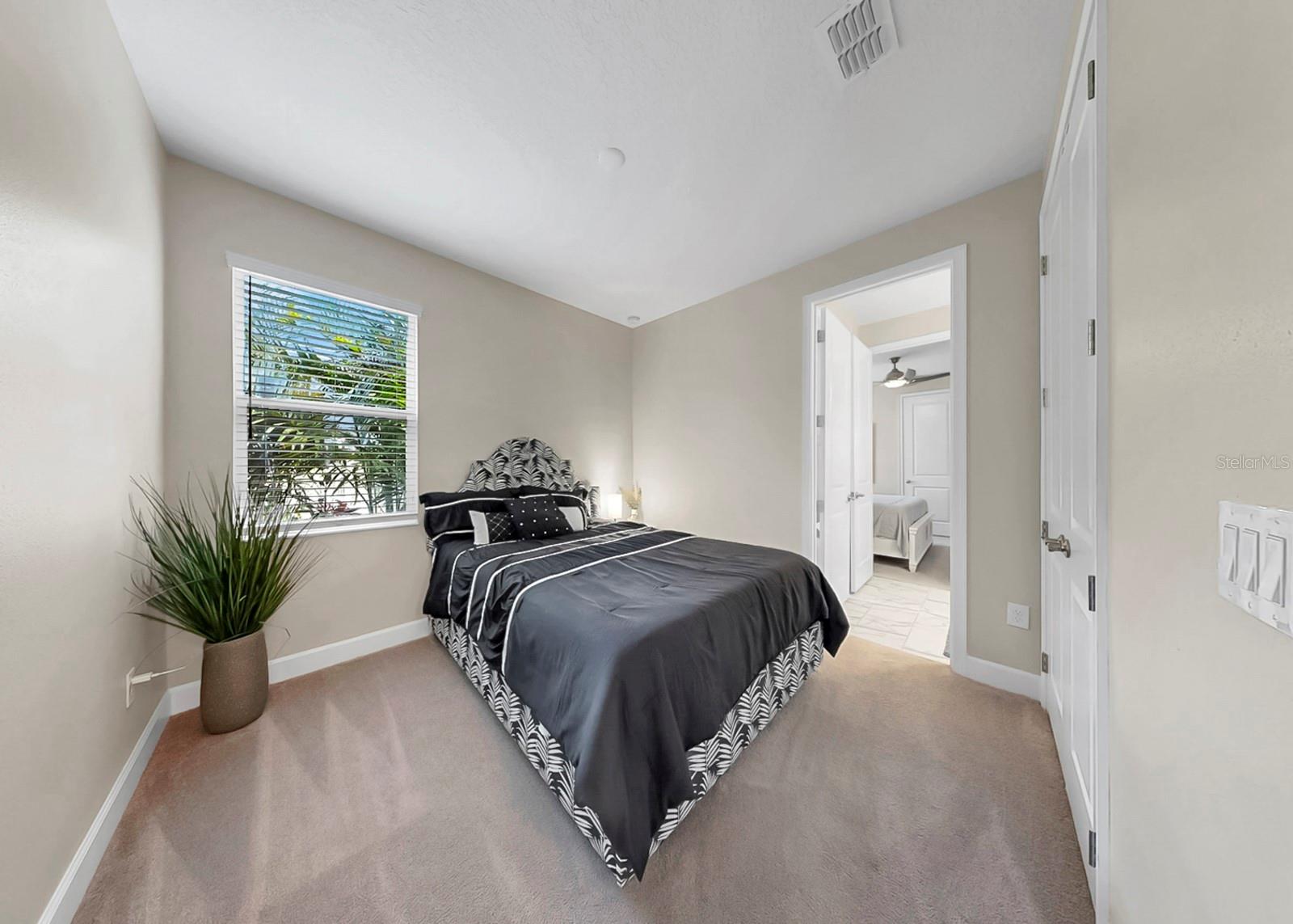 MARISOL POINTE - Residential
