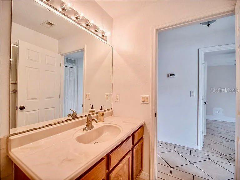 REAGANS RUN - Residential