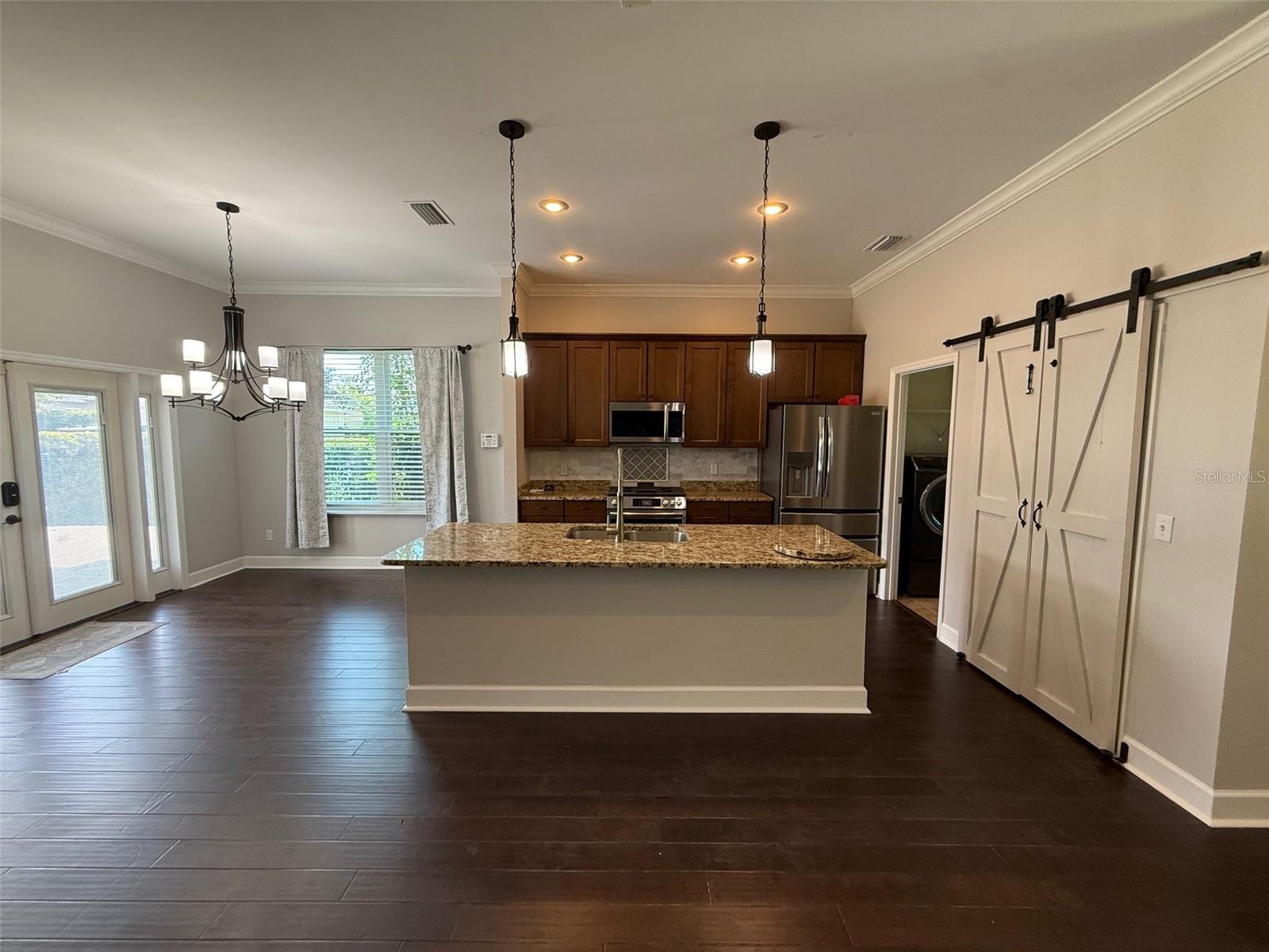 OAKMONT - Residential Lease