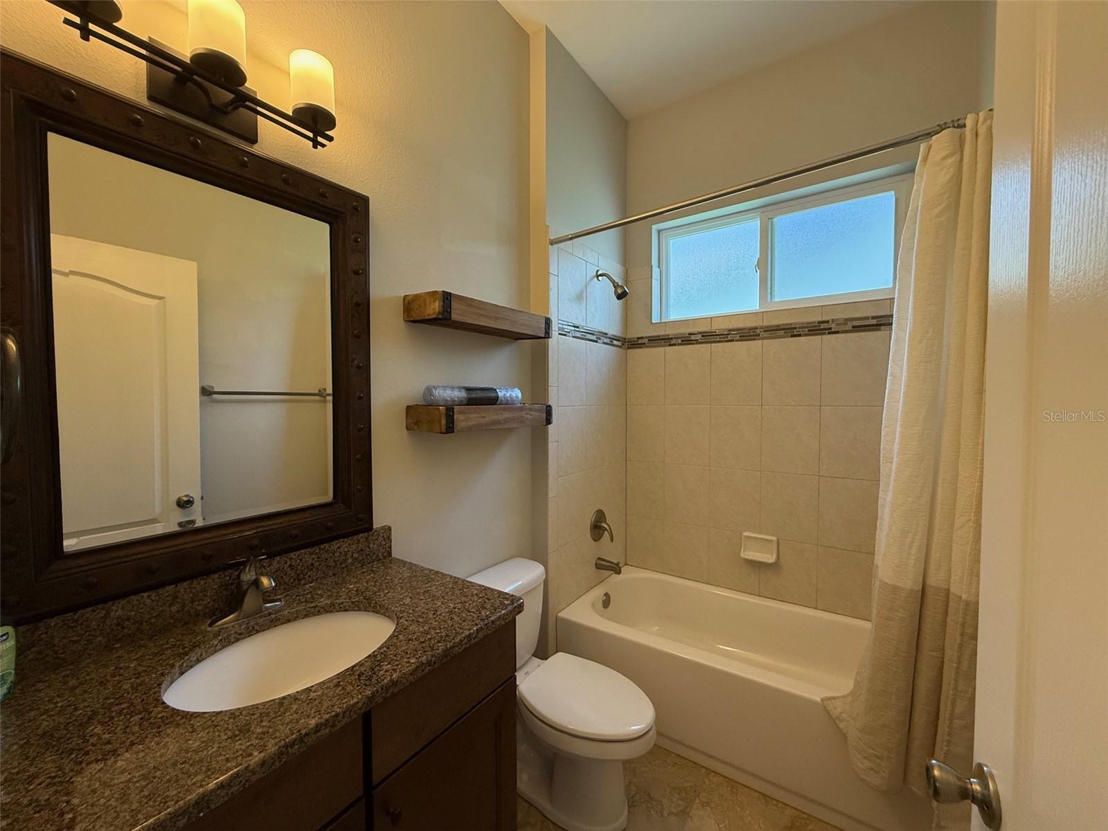 OAKMONT - Residential Lease
