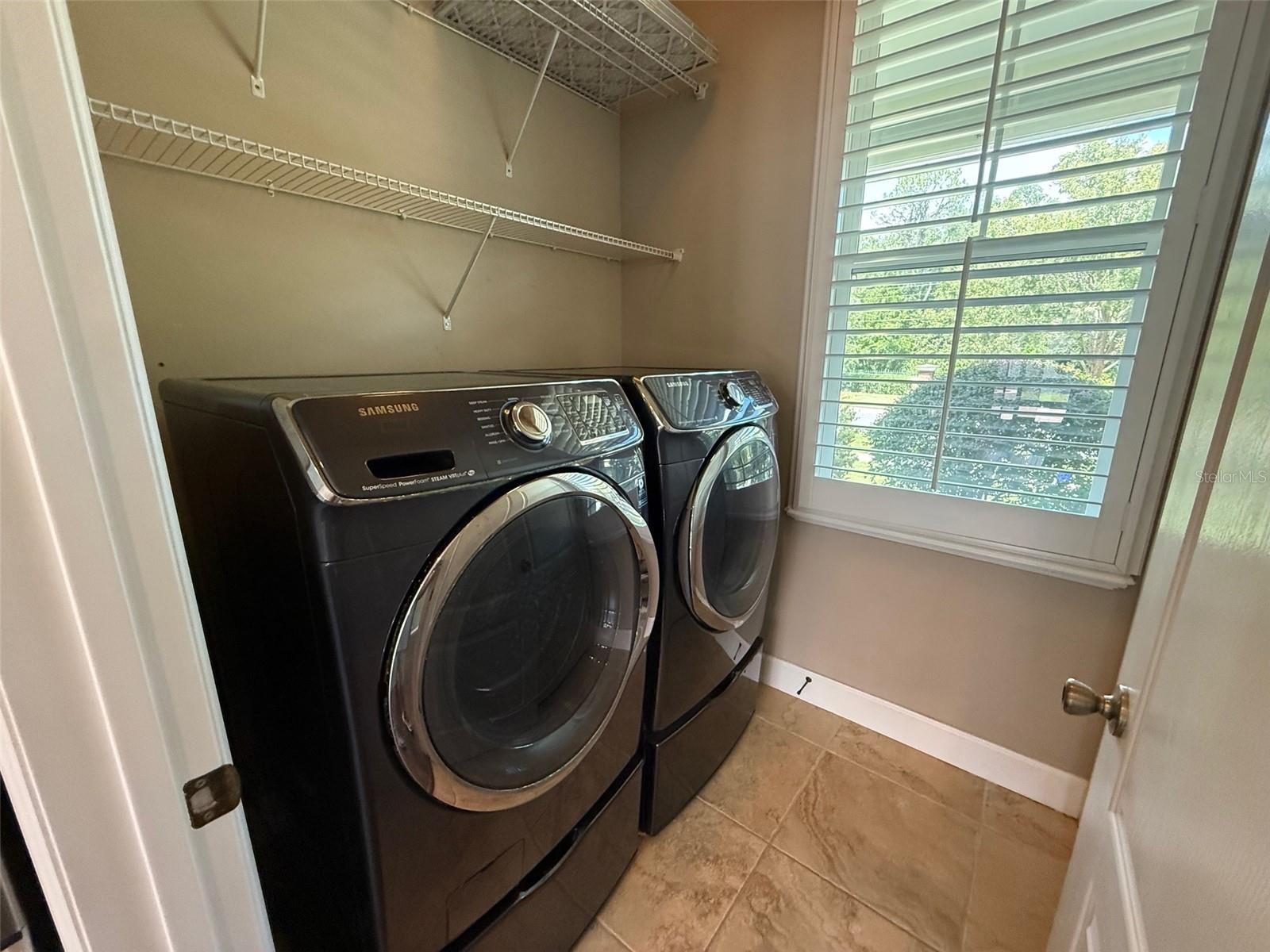 OAKMONT - Residential Lease