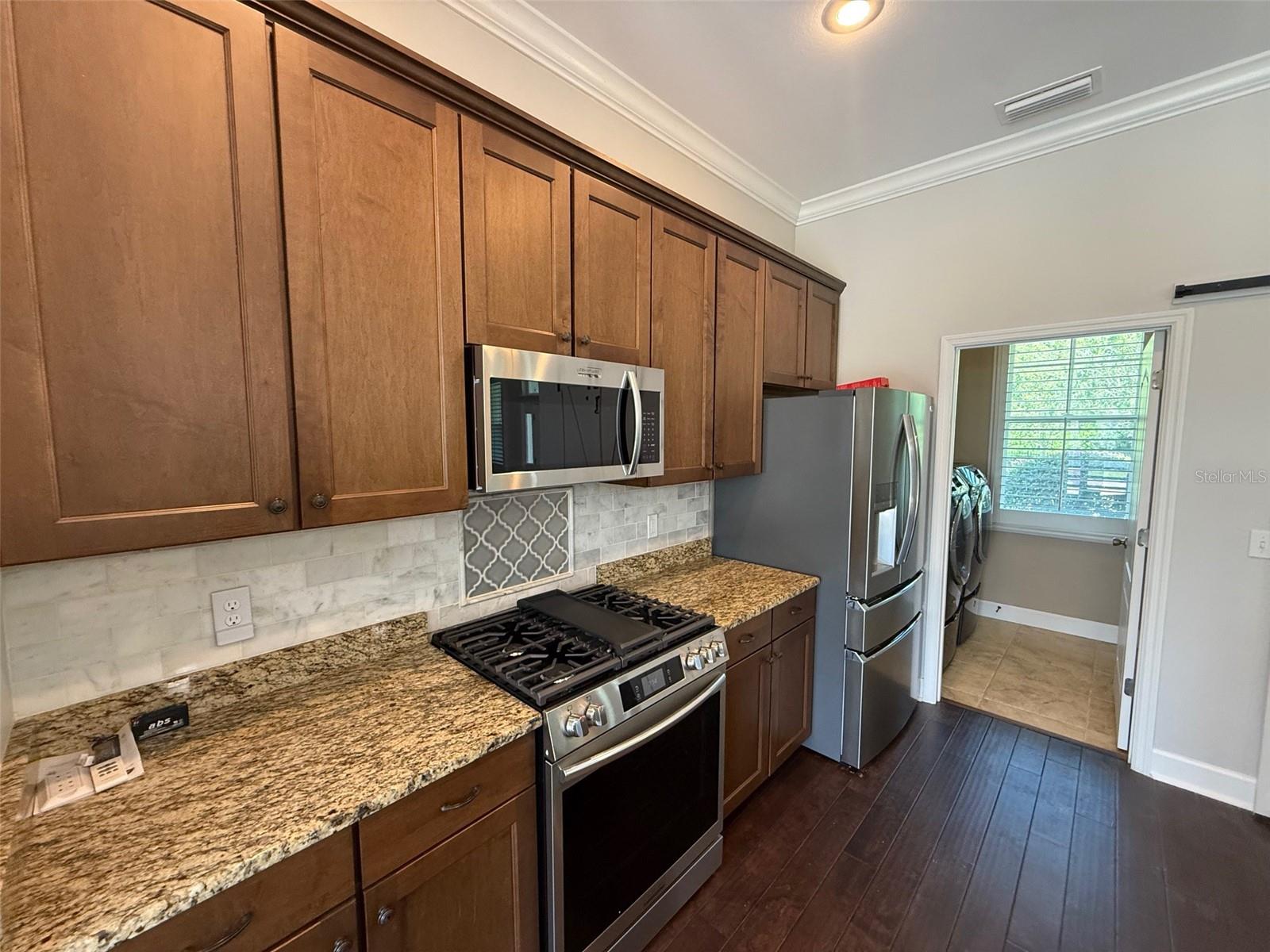 OAKMONT - Residential Lease