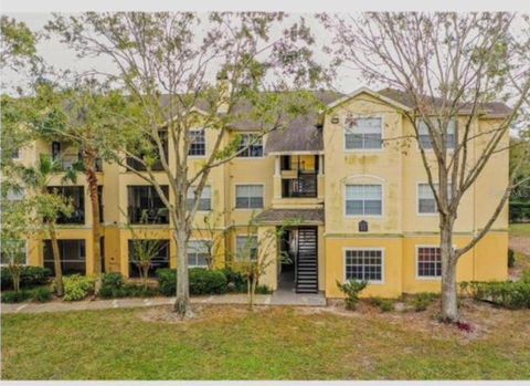 Photo of 2600 Robert Trent Jones Drive #914, Orlando, FL 32835 (MLS # O6401249)