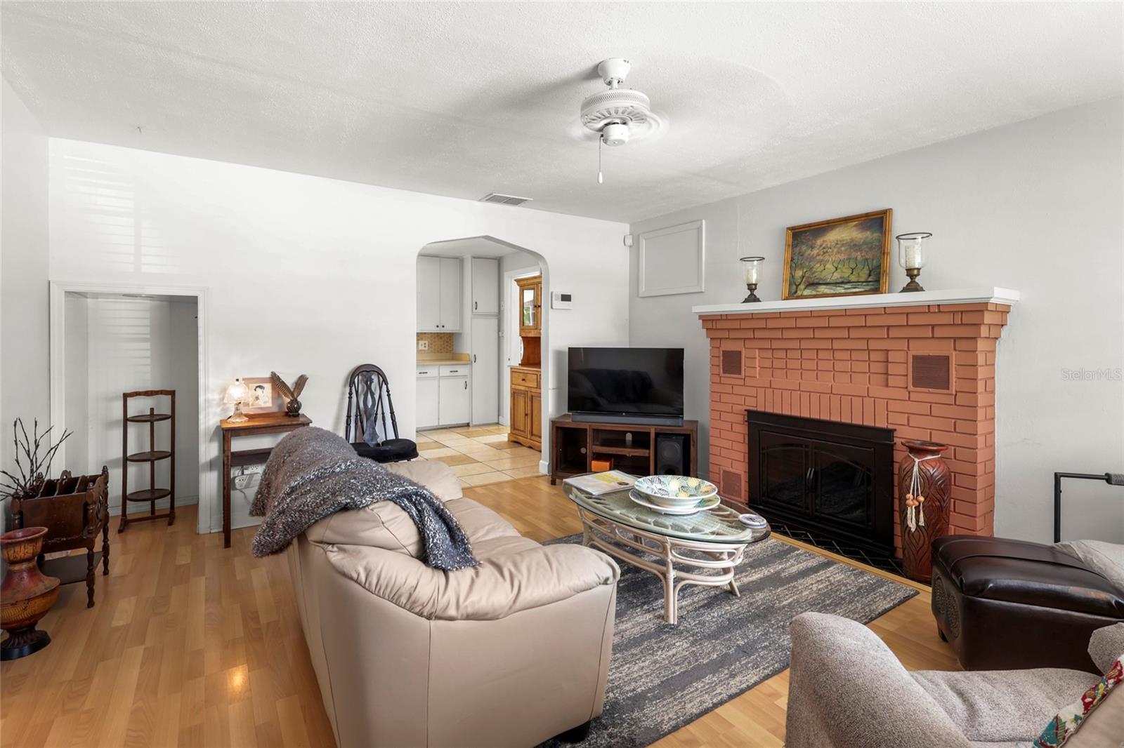 846 42ND STREET