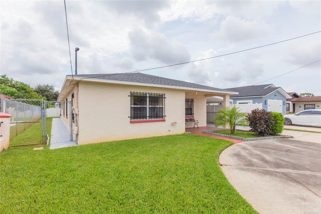 Photo of 6611 N Clark Avenue, Tampa, FL 33614 (MLS # TB8535528)