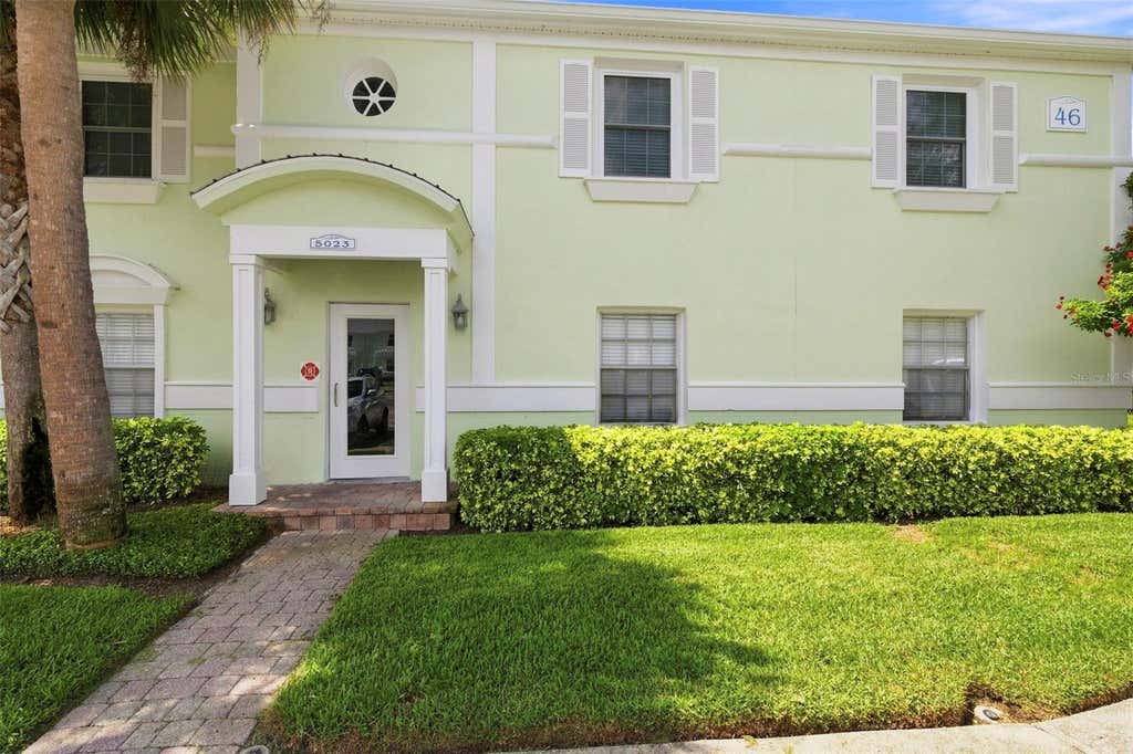 Photo of 5023 Starfish Drive SE #E, St Petersburg, FL 33705 (MLS # TB8538633)