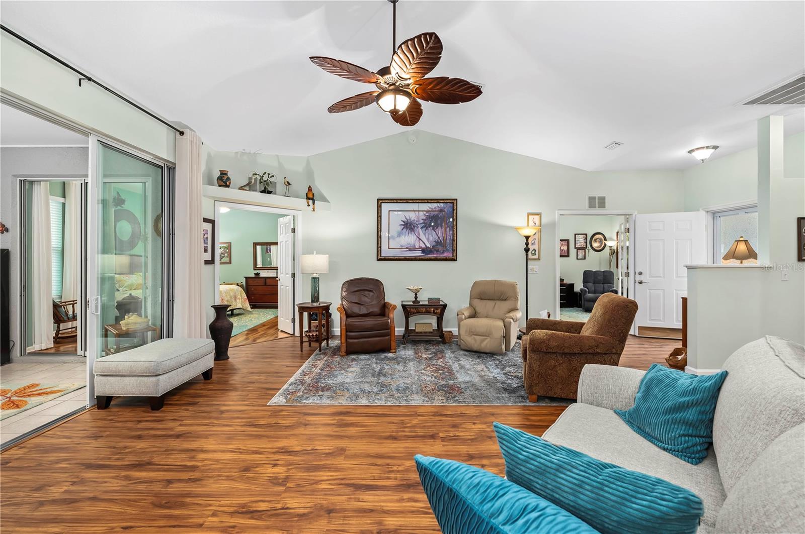 OCALA PALMS UN V - Residential
